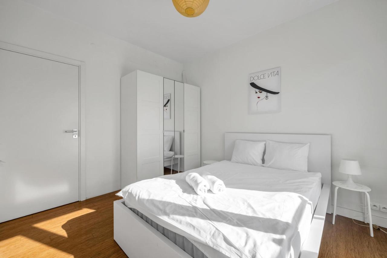 1Br New Apt 20Min Centre Parking วอร์ซอ ภายนอก รูปภาพ